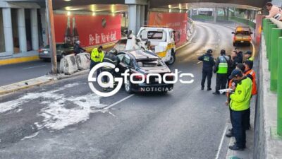 VIDEO. Muere automovilista tras sufrir una volcadura durante la madrugada sobre Viaducto