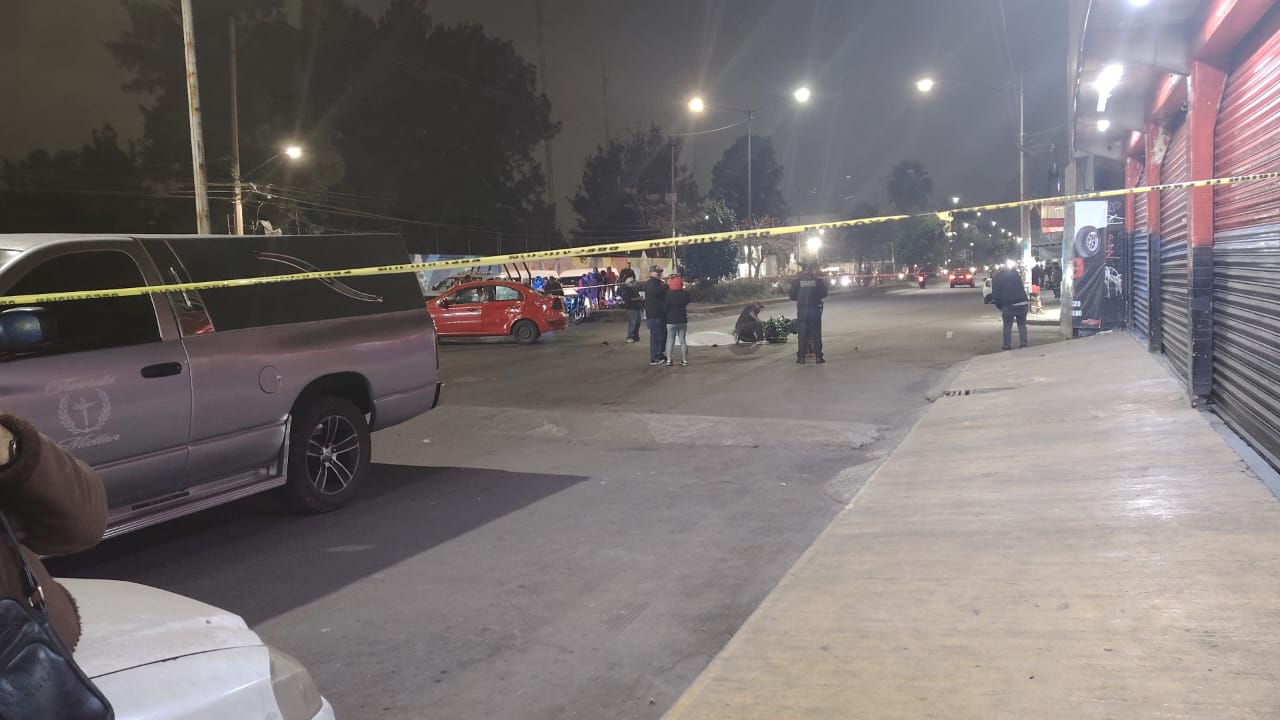 TRAGEDIA: Motociclista iba a toda velocidad, chocó y ya no regresó a casa