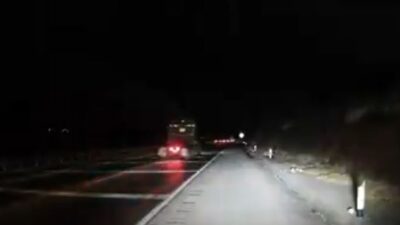 VIDEO: ‘Al primero que se mueva’; familia vive momentos de terror durante asalto en la autopista