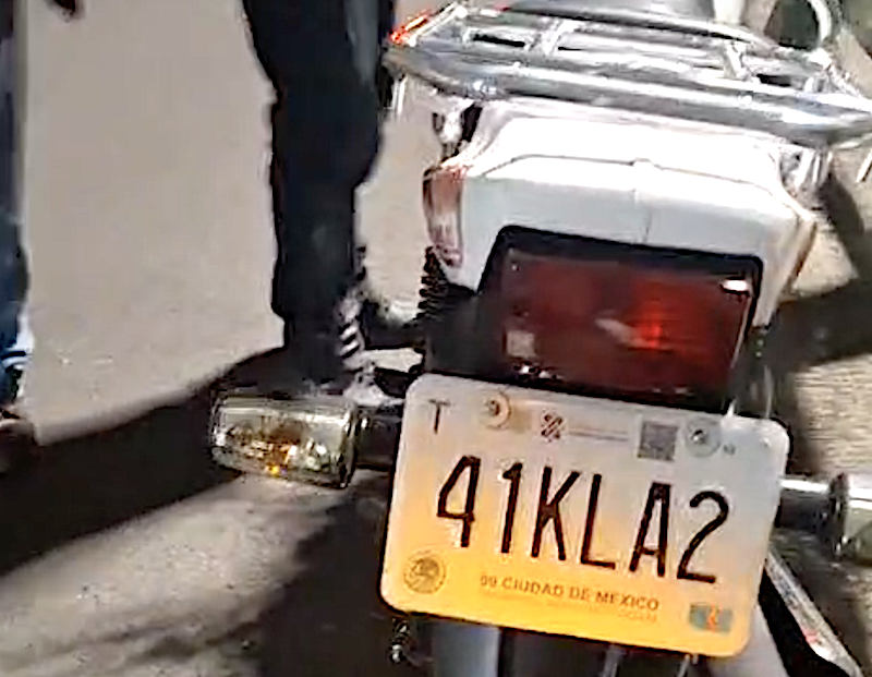 ÚLTIMA HORA. Motociclista pierde la vida esta noche al caer desde lo alto de un puente