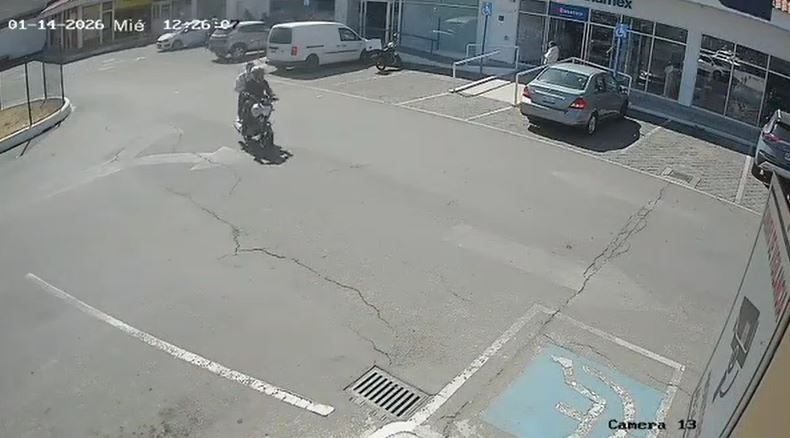 ÚLTIMA HORA. Asaltantes balean a cuentahabiente afuera del banco; iba a depositar un millón