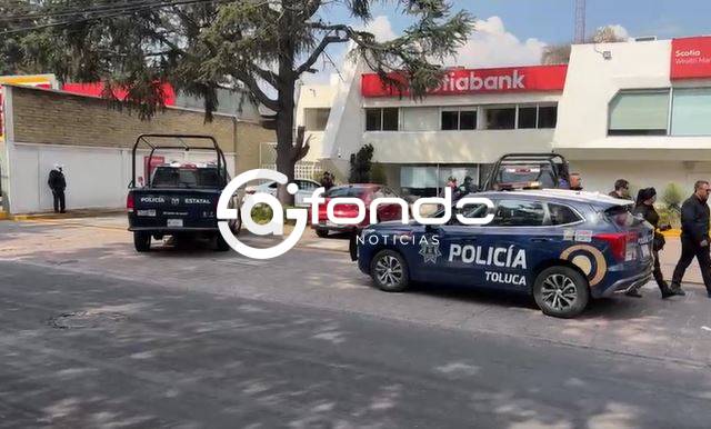 URGENTE: Otro cuentahabiente iba a ser asaltado afuera de un banco en Toluca