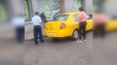 VIDEO. ‘Súbelo al Face’; familia iba a escapar sin pagar los tacos porque ‘no les gustaron’