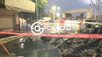 URGENTE: Se desperdician miles de litros de agua por megafuga y vecinos no reciben el servicio