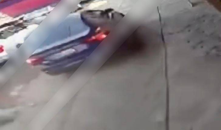 VIDEO: Graban persecución y balacera; asaltantes huían con 200 mil pesos de un abuelo