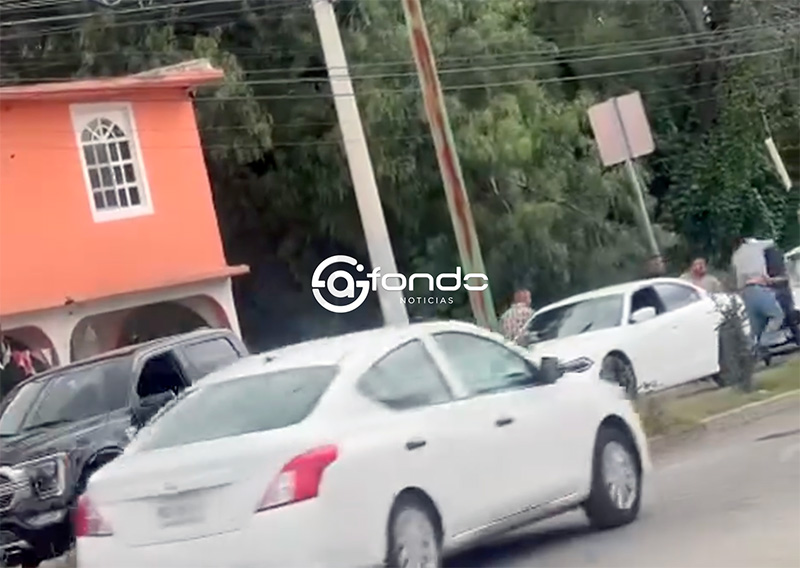 VIDEO. Graban a supuestos policías ministeriales cuando intentan secuestrar a automovilista en Edomex