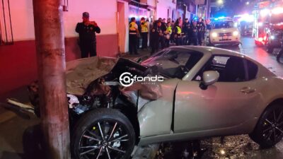 BALACERA: Conductor es atacado por sujetos en una moto que terminó en llamas