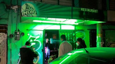 EXTORSIÓN: ‘¡Ayúdame!’; mujeres fingen ser agredidas para estafar a hombres afuera de bares o antros