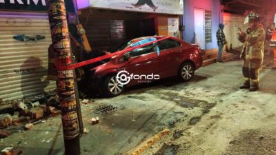 TRAGEDIA. Brandon tenía 26 años, iba en su carro y se mató al chocar contra una pared