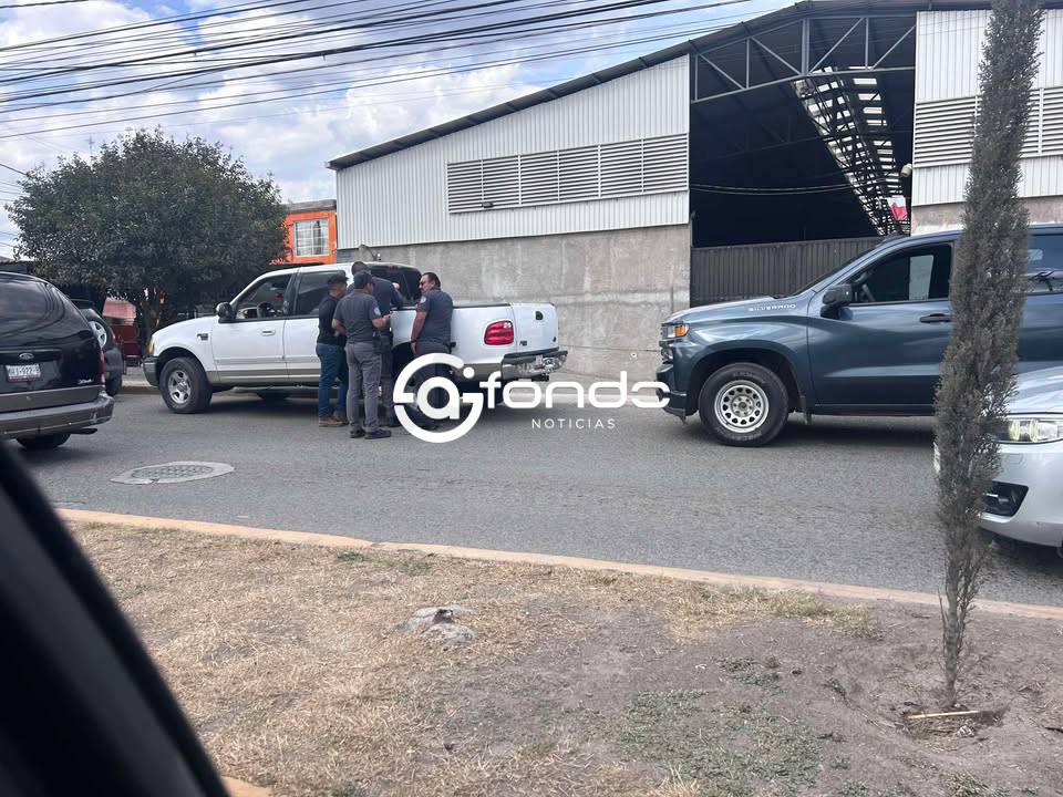 SECUESTRO. Agentes ministeriales se llevan por la fuerza a un joven; policías municipales niegan ayuda