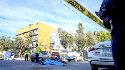 LAMENTABLE. Chofer de pipa de agua embiste a joven motociclista y le quita la vida