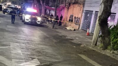 VIDEO: Sicarios en moto matan a dos hombres y desatan persecución con balacera