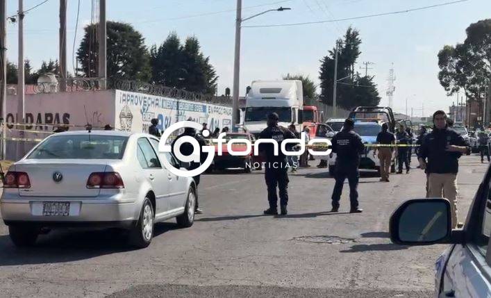 URGENTE: Matan a un hombre cuando arreglaba su carro afuera de su casa