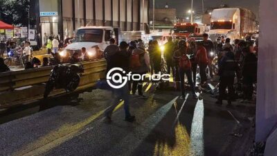 LAMENTABLE. Ella iba de acompañante en una moto sobre la autopista; derraparon y murió