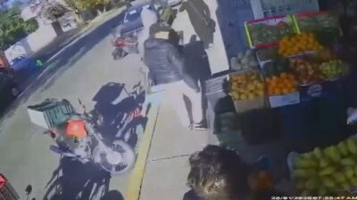 VIDEO: Asaltantes siguen a víctima hasta la recaudería para quitarle su camioneta en Edomex