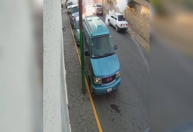 VIDEO: Pirotecnia explota antes de tiempo durante fiesta patronal en Edomex