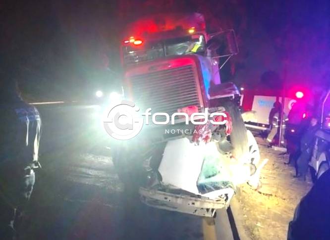CRIMINAL. Trailero mata a dos hombres que viajaban en un Chevy y luego se da a la fuga