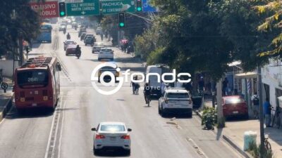 URGENTE: Hombre es arrollado, intenta pedir ayuda y muere en una banqueta