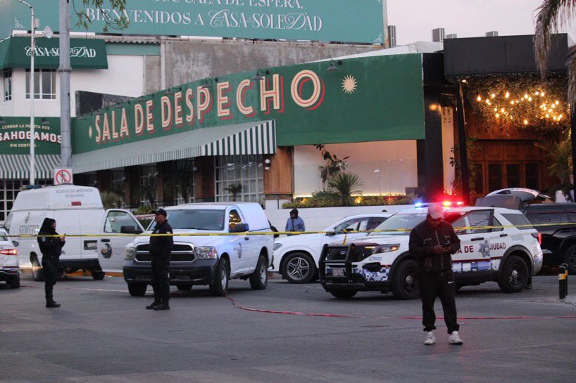 VIDEO: Acribillan a clientes afuera del bar ‘Sala de despecho’; hay tres muertos