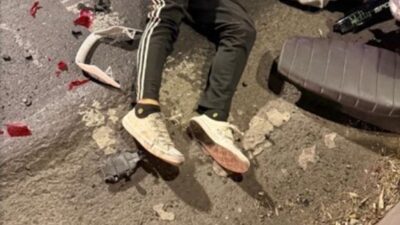 TRAGEDIA: Joven repartidor en moto ya no regresó a casa; un taxi lo arrolló