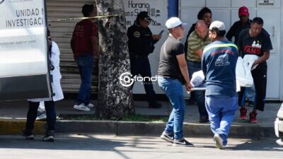 DRAMÁTICO. José Juan fue arrollado por un camión, se arrastró hasta la banqueta y murió porque nadie le ayudó