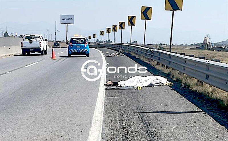 VÍCTIMA. Ciclista muere al ser arrollado por un autobús de personal en medio de la neblina