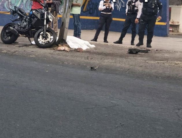 FATAL: Motociclista fuera de control se mata en una cancha de frontón