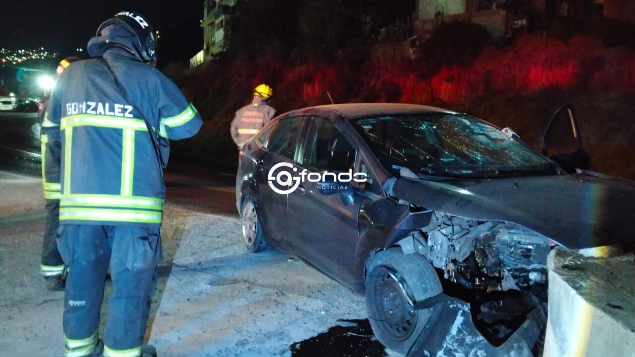 TRAGEDIA. Joven conductor viajaba solo y se mata al chocar contra un muro de contención