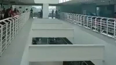 VIDEO: ‘¡Hey… joven!’; paciente fuera de sí desata momentos de terror en hospital del IMSS