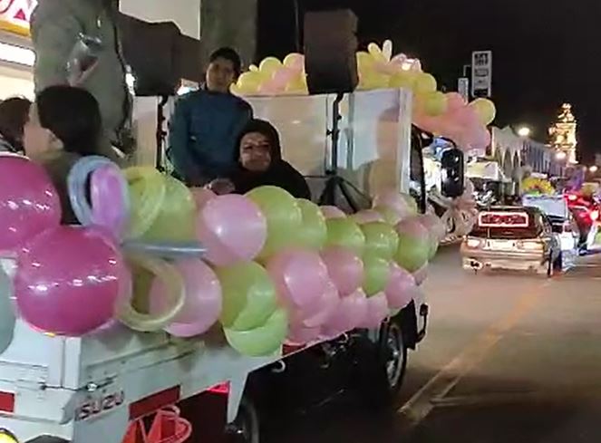 VIDEO: Bailarines y músicos arman pelea campal a mitad del carnaval