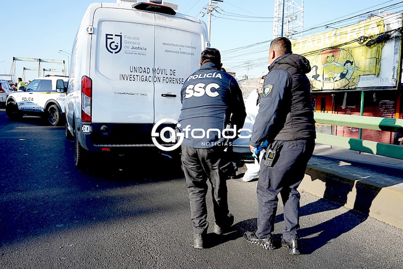 TRAGEDIA. Salma y Rubí iban a su trabajo en una moto; tras tener un conflicto con automovilista una de ellas murió