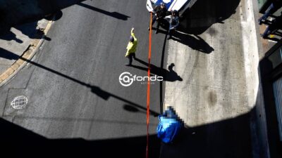 DOLOR. Juan iba en moto a su trabajo y salió volando de un puente; su padre estaba en shock