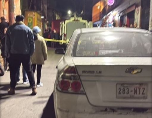 TERRIBLE: Camión de pasajeros arrolla y mata a un joven que cruzaba la calle