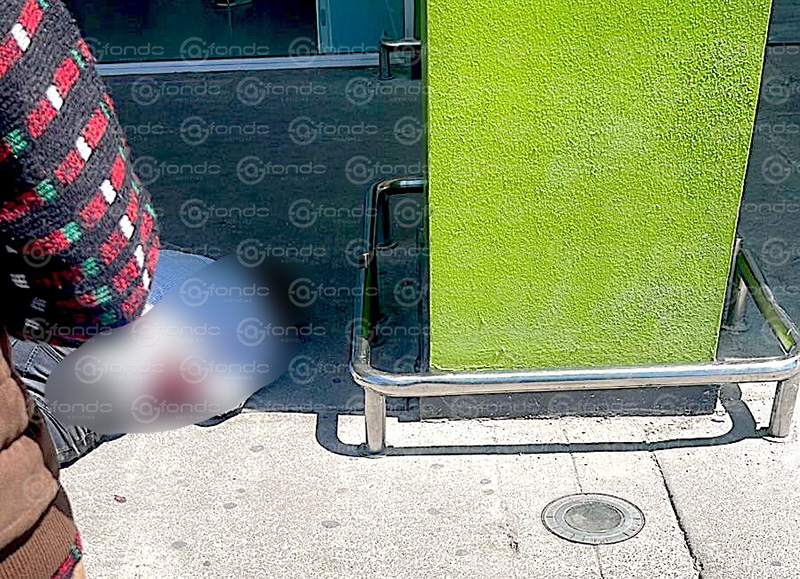 TERRIBLE. Édgar estaba en la fila para entrar al banco cuando ladrones le dispararon para robarle su dinero
