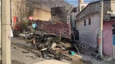 URGENTE: Mueren madre e hijo al incendiarse su casa; vecinos no pudieron sacarlos