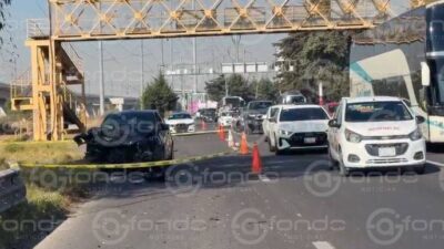 URGENTE: Tremendo choque deja una mujer sin vida en una carretera de Edomex