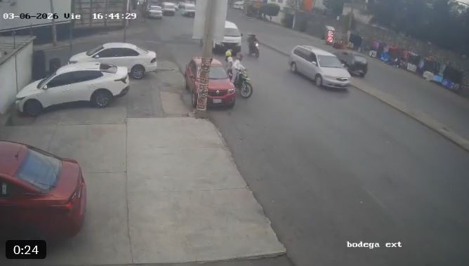 VIDEO: Criminales merodean y ‘cazan’ víctimas afuera del Campo Militar en Edomex