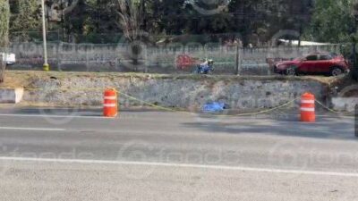 URGENTE: Él intentó cruzar la carretera esta mañana y terminó sin vida en Edomex