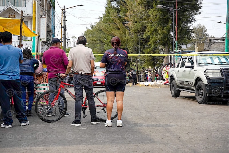 BALACERA. “¡Adrián levántate, no me dejes»; sicarios asesinaron al hombre e hirieron a una niña de 6 años