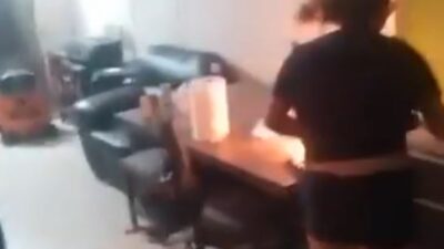 VIDEO: ‘¡Cálmate, Mariana!’; mujer incendia su casa luego de discutir con su pareja