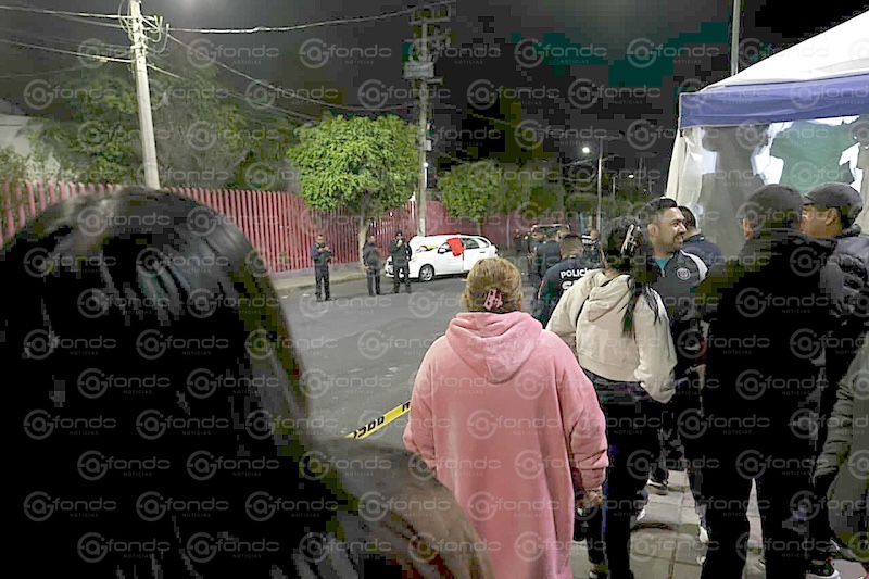 VIOLENCIA. Padre e hijo son acribillados de 15 balazos a bordo de un Aveo