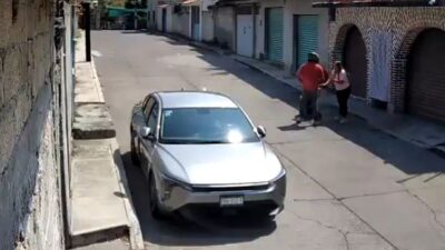 VIDEO: ‘¡No traigo nada!’; mamá con su bebé grita aterrada durante asalto