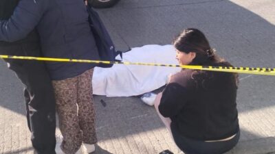 TERRIBLE: Don Víctor cruzaba la avenida cuando un motociclista lo dejó sin vida