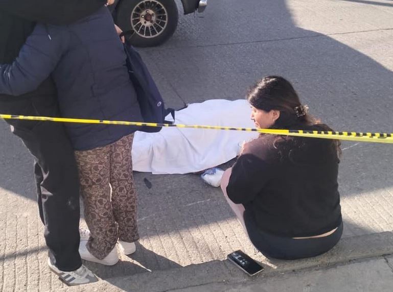 TERRIBLE: Don Víctor cruzaba la avenida cuando un motociclista lo dejó sin vida