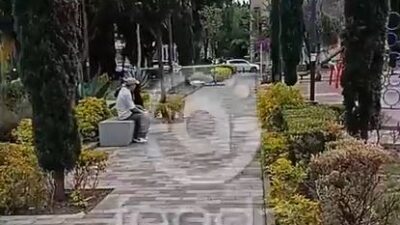 URGENTE: Empleados de limpia encuentran a un hombre sin vida; pensaron que estaba dormido