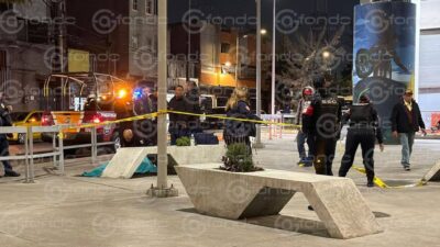 MISTERIO: Usuario del Mexicable salió de la estación para morir en una banca