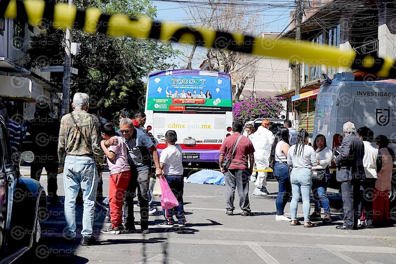 DRAMÁTICO. Doña Feli recogió a su nieta en la escuela y de camino a casa fue atropellada por un camión