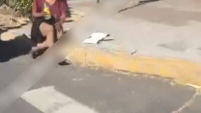 VIDEO: ‘¡Ya les dije que no!’; hombre con un picahielos en la cabeza se niega a ser atendido