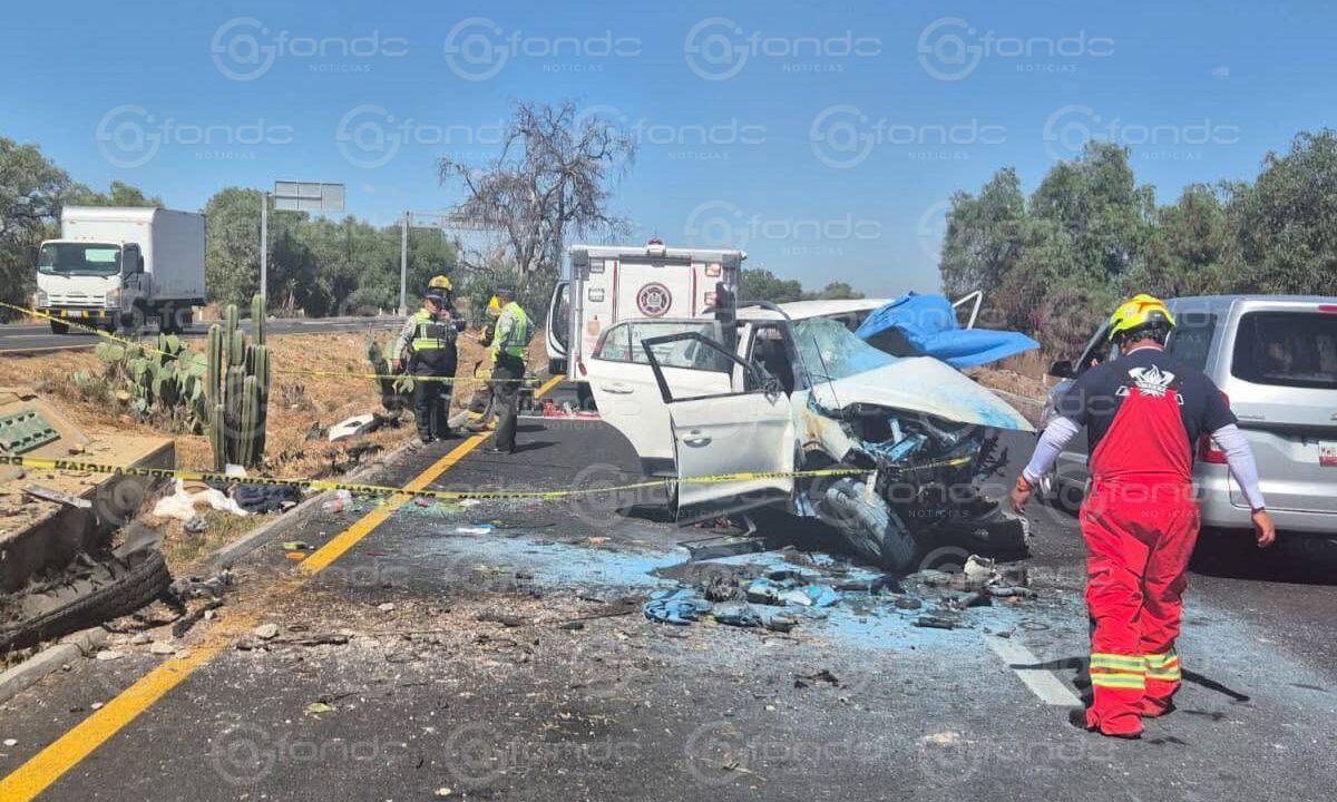 VIDEO. ‘¿Nos escuchan?’; graban tragedia con fallecidos tras accidente en autopista de Edomex