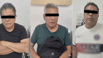 REVENDEDORES: Caen tres sujetos que vendían varios boletos para el México-Portugal